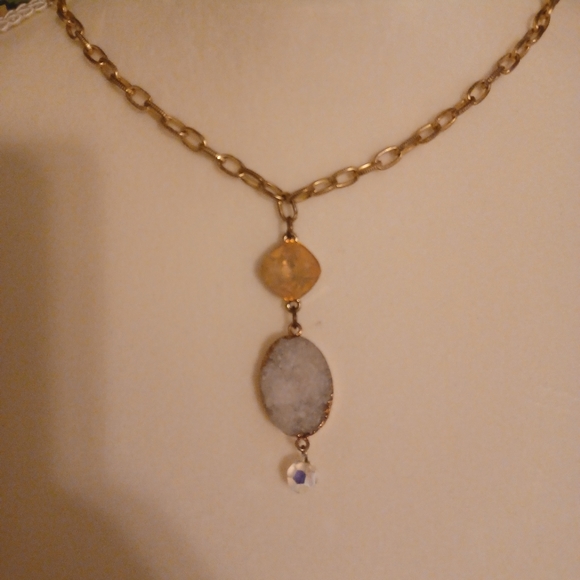 32" JM chain with stone Pendant - Picture 1 of 5